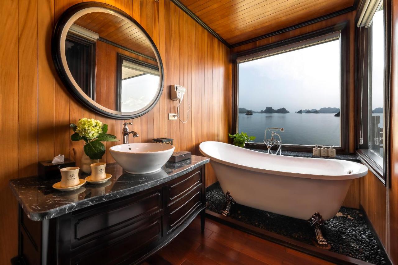La Regina Legend Cruise Otel Ha Long Dış mekan fotoğraf
